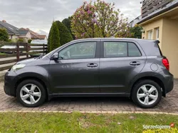 Brązowy Używany 2009 Toyota Urban Cruiser SUV | 15 500 zł