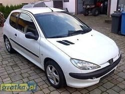 Biały Używany 2006 Peugeot 206 Hatchback | 6900 zł