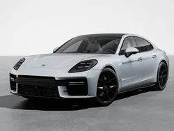 Ice grey metallic Nowe 2024 Porsche Panamera 4 Sedan/Limuzyna | 766 258 zł (Dość drogi)