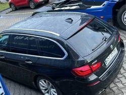 Czarny Używany 2016 BMW 520 Luxury Line Kombi | 61 900 zł