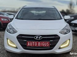 Biały Używany 2015 Hyundai i30 Kombi | 29 900 zł (Uczciwa cena)