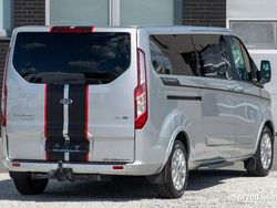 Srebrny Używany 2022 Ford Tourneo Custom Titanium Van | 139 900 zł (Dość drogi)