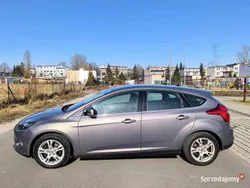 Beżowy Używany 2011 Ford Focus Hatchback | 26 500 zł (Drogi)
