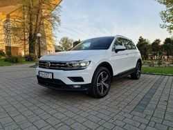 Biały (metalik) Używany 2017 VW Tiguan R-line SUV | 82 900 zł (Uczciwa cena)