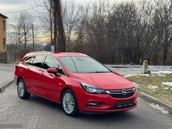 Czerwony Używany 2016 Opel Astra Kombi | 38 999 zł (Uczciwa cena)