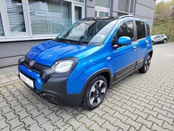Lakier dwukolorowy niebieski metaliczny czarny dach Nowe 2024 Fiat Panda Hatchback | 69 200 zł (Dość drogi)