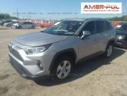 Srebrny Używany 2020 Toyota RAV4 SUV | 87 000 zł