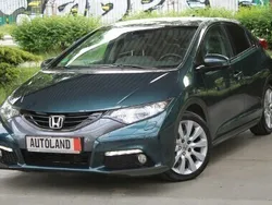 Zielony (metalik) Używany 2012 Honda Civic Executive Hatchback | 46 666 zł