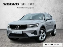 Szary Używany 2024 Volvo XC40 SUV | 157 900 zł (Dobra cena)