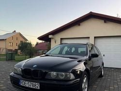 Czarny Używany 2001 BMW 530 Kombi | 9000 zł
