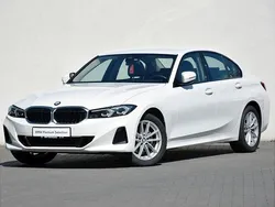 Biel alpejska Używany 2023 BMW 320 Comfort Edition Sedan/Limuzyna | 155 900 zł (Uczciwa cena)