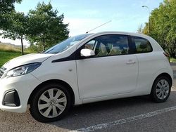 Biały Używany 2015 Peugeot 108 Hatchback | 18 500 zł
