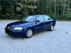Niebieski Używany 2001 VW Passat Sedan/Limuzyna | 10 500 zł (Dość drogi)