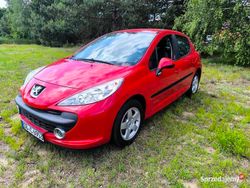 Czerwony Używany 2007 Peugeot 207 Hatchback | 7000 zł (Uczciwa cena)