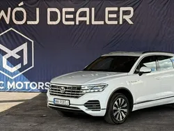 Biały (metalik) Używany 2018 VW Touareg SUV | 149 800 zł (Uczciwa cena)