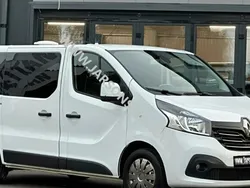 Biały Używany 2018 Renault Trafic Van | 65 250 zł (Uczciwa cena)