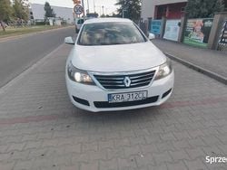 Biały Używany 2011 Renault Latitude Sedan/Limuzyna | 28 000 zł