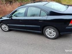 Czarny Używany 2004 Volvo S60 Sedan/Limuzyna | 8700 zł (Uczciwa cena)