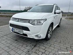 Biały Używany 2014 Mitsubishi Outlander P-HEV SUV | 55 800 zł