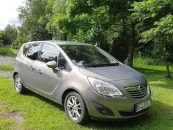 Beżowy Używany 2011 Opel Meriva Minivan | 13 900 zł (Super Cena)