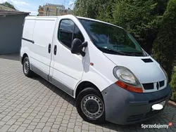 Biały Używany 2005 Renault Trafic Van | 10 900 zł (Super Cena)