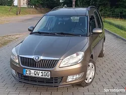 Brązowy Używany 2014 Skoda Roomster Elegance Minivan | 18 400 zł (Uczciwa cena)