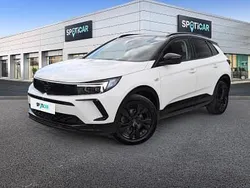 Biały Używany 2024 Opel Grandland X Ultimate SUV | 109 900 zł (Dość drogi)