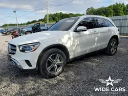 Biały (metalik) Używany 2020 Mercedes GLC300 SUV | 76 500 zł