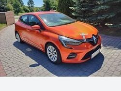 Pomarańczowy Używany 2021 Renault Clio V Hatchback | 19 900 zł