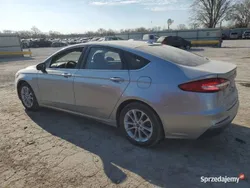 Srebrny Używany 2020 Ford Fusion SE Sedan/Limuzyna | 33 500 zł