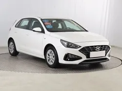 Biały Używany 2020 Hyundai i30 Hatchback | 47 999 zł (Uczciwa cena)