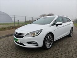 Biały (metalik, perła) Używany 2017 Opel Astra Cosmo Kombi | 34 900 zł (Uczciwa cena)