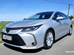 Srebrny Używany 2020 Toyota Corolla Sedan/Limuzyna | 74 999 zł (Uczciwa cena)