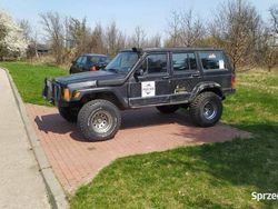 Czarny Używany 1989 Jeep Cherokee SUV | 10 000 zł