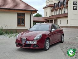 Bordowy Używany 2013 Alfa Romeo Giulietta Hatchback | 26 999 zł (Uczciwa cena)