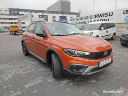 Pomarańczowy Używany 2021 Fiat Tipo Hatchback | 66 900 zł (Dość drogi)