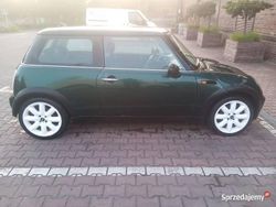 Zielony Używany 2004 Mini ONE Hatchback | 9500 zł (Uczciwa cena)