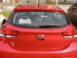Czerwony Używany 2017 Kia Rio Hatchback | 20 000 zł (Super Cena)