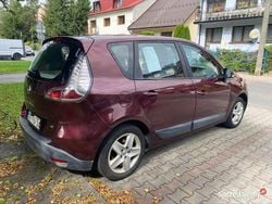 Bordowy Używany 2013 Renault Scénic III Minivan | 18 900 zł (Uczciwa cena)