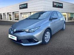 Srebrny Używany 2018 Toyota Auris Sedan/Limuzyna | 51 900 zł (Uczciwa cena)