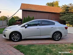 Srebrny Używany 2016 Toyota Avensis Sedan/Limuzyna | 39 500 zł (Uczciwa cena)