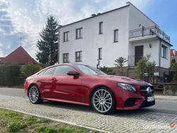 Czerwony Używany 2018 Mercedes E350 AMG Coupe | 169 000 zł