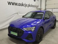Granatowy Używany 2021 Audi e-tron S-Line SUV | 150 000 zł