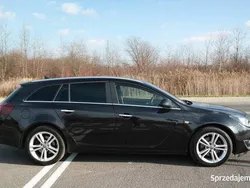 Czarny Używany 2013 Opel Insignia Kombi | 44 900 zł (Drogi)