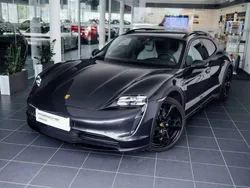 Volcano grey metallic Używany 2023 Porsche Taycan 4S Cross Turismo Sedan/Limuzyna | 455 000 zł