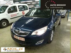 Niebieski Używany 2010 Opel Astra Hatchback | 30 500 zł (Uczciwa cena)