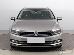Srebrny Używany 2015 VW Passat Kombi | 54 999 zł (Dość drogi)