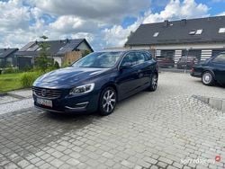 Niebieski Używany 2013 Volvo V60 Kombi | 39 600 zł (Uczciwa cena)
