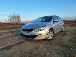 Srebrny Używany 2014 Peugeot 308 Hatchback | 26 000 zł (Uczciwa cena)