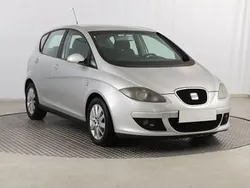 Srebrny Używany 2004 Seat Altea Minivan | 3999 zł